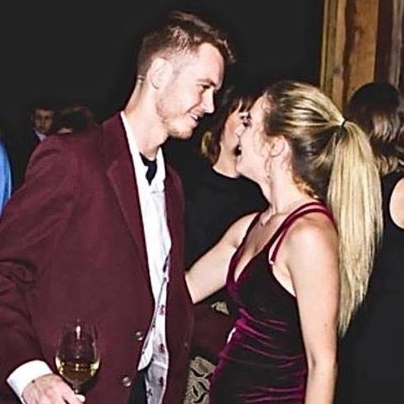 Meet your Posher, Max - Picture 1 of 1